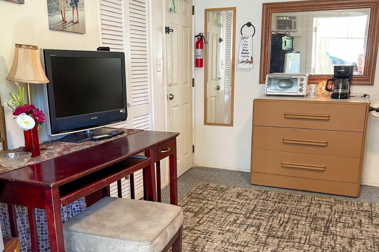Lake Worth Studio With Smart Tv 6 Mi To Palm Beach! Lake Worth Beach Buitenkant foto